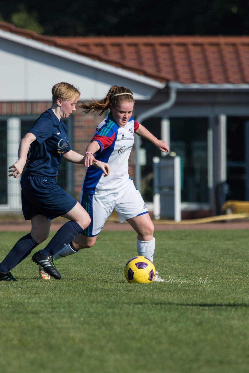 Bild 352 - B-Juniorinnen Krummesser SV - SV Henstedt Ulzburg : Ergebnis: 0:3